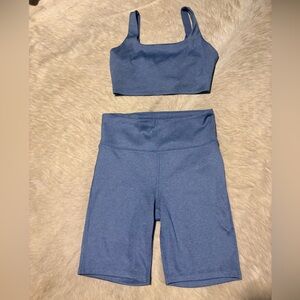 GapFit Blue Ribbed Activewear Set Sports Bra & Biker Shorts Size M